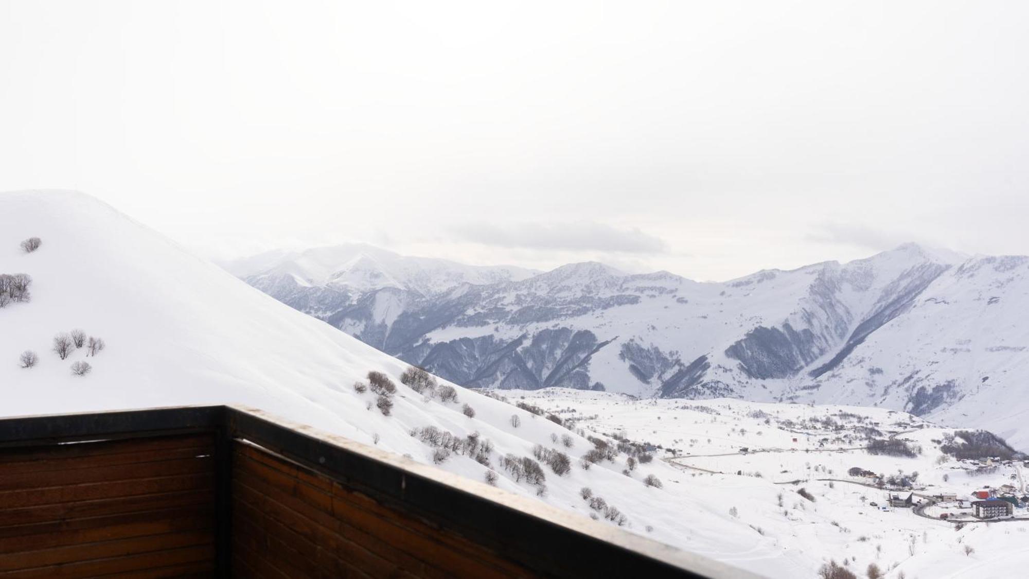 Gudauri Ski Resort - Twins Apartments Екстериор снимка